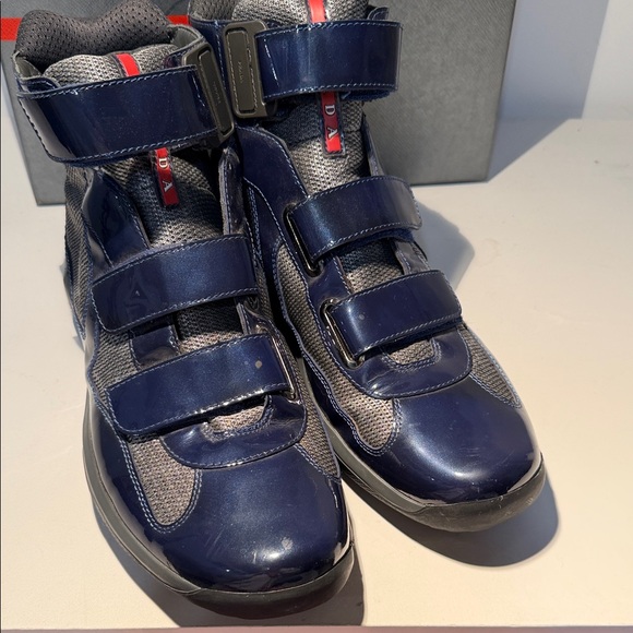 Prada Dark Blue High-Top Patent leather Sneakers with Red Detail - Picture 4 of 12